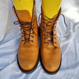 Dr. Martens Felicity Leather tie up boots M8/ W10 Felicity boot from 2010 leather type? : r/DrMartens main image 2